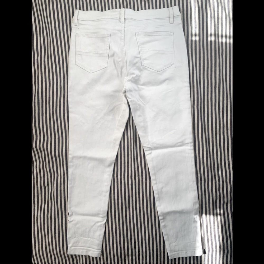 New York and Company Ankle jeans